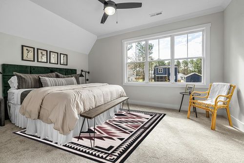 Abani Rectangular Area Rugs - 8' x 10' Beige Red Southwestern Style, Machine Washable, Stain Resistant and Non-Shedding Polypropylene Large Rugs in Grey Traditional Bedroom with King Bed