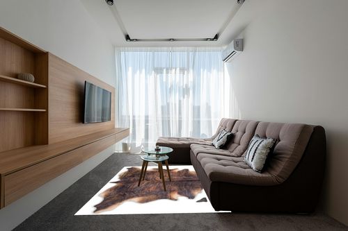 rodeo Cowhide Rug, Dark Brindle: XXL 6x8ft (180cmx240cm) in Grey Living Room with Brown Couch