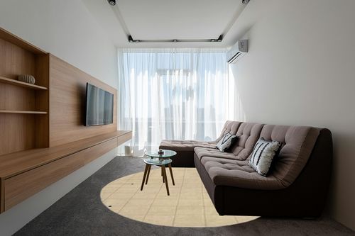 JONATHAN Y GST104A-8 Bean Modern Plaid Grid Handwoven Wool Area Rug, Casual, Geometric, Minimalist for Bedroom, Kitchen, Living Room, Easy-Cleaning, Beige/Light Brown, 8 ft. x 10 ft. in Grey Living Room with Brown Couch
