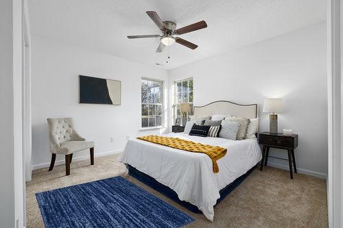 Nourison Essentials Indoor/Outdoor Navy Blue 4' x 6' Area Rug, Easy Cleaning, Non Shedding, Bed Room, Living Room, Dining Room, Backyard, Deck, Patio (4x6) in White and Yellow Modern Bedroom