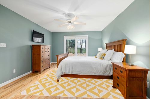 Unique Loom Jill Zarin Outdoor Collection Area Rug - Napa (9' x 12' Rectangle, Yellow/ Ivory) in Teal and Orange Wood Bedroom