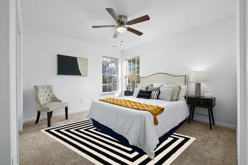 Abani Contemporary Black & Ivory 6' x 9' Area Rug, Contrasting Geometric Modern Stripe Symmetrical Living Room Carpet Rugs in White and Yellow Modern Bedroom