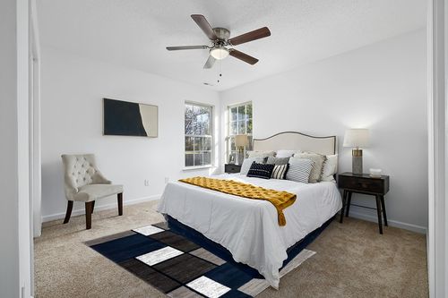 Rugshop Contemporary Modern Boxes Area Rug 5' 3" x 7' 3" Navy in White and Yellow Modern Bedroom