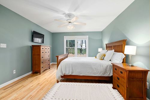 Global 216 Area Rug in Beige / Light Beige Gracie Oaks Rug Size: Rectangle 4' x 6' in Teal and Orange Wood Bedroom