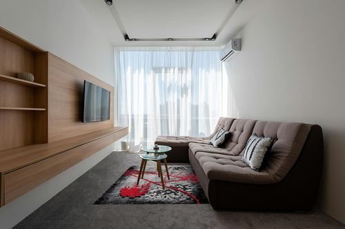 HT Design Rectangular Area Rug for Living Room, Abstract Black/Red 5x7 Modern Rugs, Easy to Clean, Pet Friendly Indoor Carpet for Living Room in Grey Living Room with Brown Couch