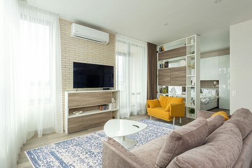 Eyely FMB108A-8 Bohemian Flair Azul Filigree Indoor Area Rug Bohemian;Vintage;Casual;Transitional, Bedroom, Kitchen, Living Room, Easy-Cleaning, Non-Shedding, 8 X 10, Cream/Blue in Light Modern Living Room with TV