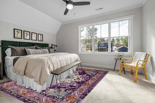 SAFAVIEH Monaco Collection Area Rug - 9' x 12', Violet & Light Blue, Boho Chic Medallion Distressed Design, Non-Shedding & Easy Care, Ideal for High Traffic Areas in Living Room, Bedroom (MNC243L) in Grey Traditional Bedroom with King Bed