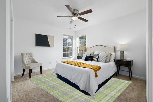 Addison Rugs Machine Washable Indoor/Outdoor Chantille ACN563 Green 8' x 10' Rug in White and Yellow Modern Bedroom