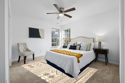 Brayden Studio Eldert Hand-Knotted Beige Area Rug, Size: Rectangle 6' x 9' in White and Yellow Modern Bedroom