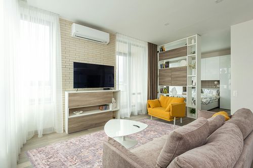Loloi II Skye Collection SKY-01 GREY / APRICOT, Traditional 7'-6" x 9'-6" Area Rug in Light Modern Living Room with TV