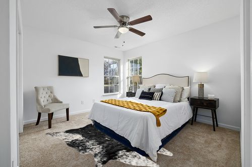 Luxe Faux Cowhide Rug for Rustic and Western Decor | Low Pile Faux Fur Rug with Salt/Pepper Black + White Cow Print | Cruelty-Free Fade Resistant Living Room Rugs | 5-1/4 x 7-1/2 ft in White and Yellow Modern Bedroom
