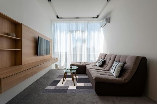 Grey Modern Non Slip Kitchen, Bedroom, Living Room Rug in Grey Living Room with Brown Couch
