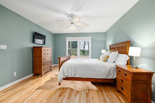 Loloi II Grand Canyon Collection GC-09 TAN, Transitional 6'-2" x 8' Area Rug in Teal and Orange Wood Bedroom