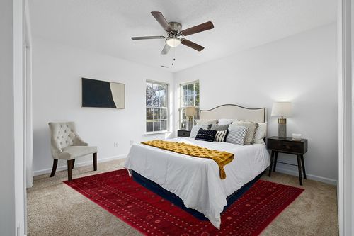 eCarpet Gallery Oriental Area Rug, Turkish Bokhara Red Carpet 8x10, 303870 in White and Yellow Modern Bedroom