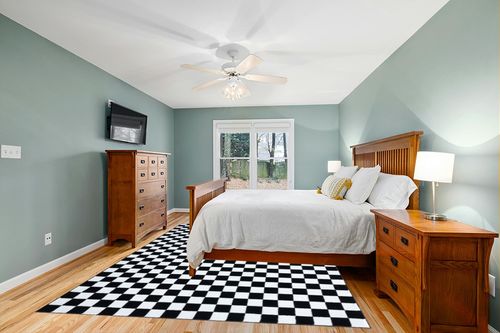 LUXE WEAVERS Geometric Checkered Black and White 8x10 Area Rug, Non-Shedding Modern Living Room Carpet in Teal and Orange Wood Bedroom