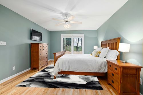 Abani Rugs Modern 7'9" x 10'2" Black & White Floral Swirl Area Rug - Contemporary Geometric 3D Rug, Arto Collection in Teal and Orange Wood Bedroom