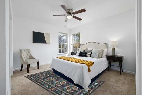 Loloi Rifle Paper Co. x Courtyard Charcoal 5'-0" x 7'-6" Area Rug in White and Yellow Modern Bedroom