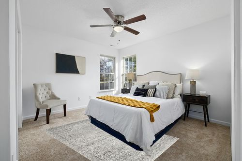 nuLOOM Abstract Tribal Machine Washable Area Rug, 5x8, Grey in White and Yellow Modern Bedroom
