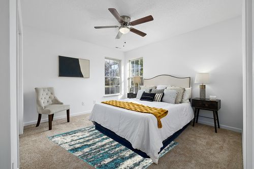 Rugshop Contemporary Abstract Design Plush Shag Area Rug 5' x 7' Turquoise in White and Yellow Modern Bedroom