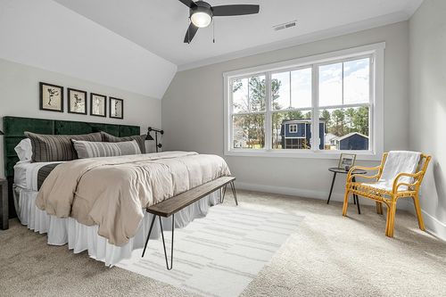 Loloi II Bliss Shag Collection BLS-02 White/Grey 5'-3" x 7'-6" Area Rug in Grey Traditional Bedroom with King Bed