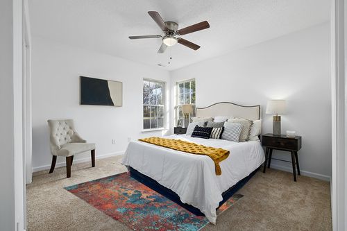 Nourison Celestial Red/Blue Atlantic 5'3" x 7'3" Area -Rug, Contemporary, Abstract, Easy -Cleaning, Non Shedding, Bed Room, Living Room, Dining Room, Kitchen, (5' x 7') in White and Yellow Modern Bedroom