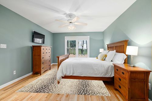 Dalyn Rugs Akina Antelope Animal Print AK3 Faux Fur Stone 8' x 10' in Teal and Orange Wood Bedroom