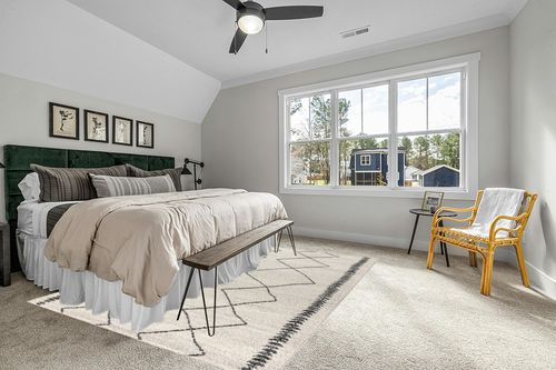 JONATHAN Y MOH203A-8 Zaina Moroccan Beni Souk Indoor Farmhouse Area-Rug Bohemian Minimalistic Geometric Easy-Cleaning Bedroom Kitchen Living Room Non Shedding, 8 X 10, Cream,Black in Grey Traditional Bedroom with King Bed