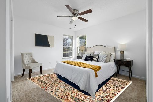 nuLOOM Dasilva Tribal Fringe Area Rug, 8x10, Olive in White and Yellow Modern Bedroom