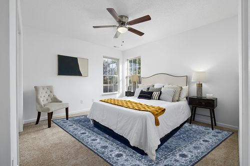 COZYLOOM 9x12 Large Area Rug Vintage for Living Room Retro Medallion Floor Cover Machine Washable Accent Rug Indoor Floral Distressed Carpet Non-Slip Thin Rug Low Pile Accent Rug Blue in White and Yellow Modern Bedroom