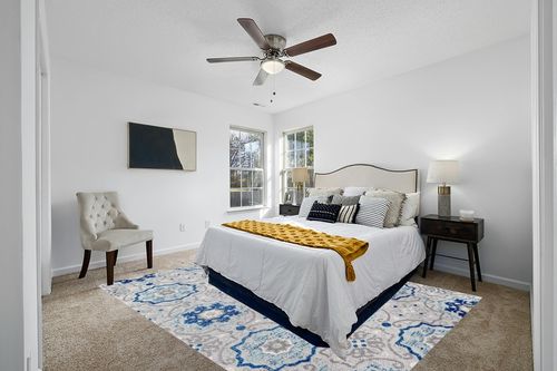 JONATHAN Y AMC101A-8 Mediterranean Medallion Indoor Outdoor Area-Rug Bohemian Floral Easy-Cleaning High Traffic Bedroom Kitchen Backyard Patio Porch Non Shedding, 8 X 10, Blue/Gray in White and Yellow Modern Bedroom