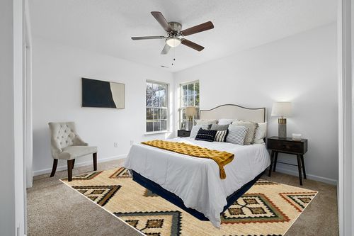 Orian Rugs Next Generation Carsitas Area Rug, 7'10" x 10'10", Off-White in White and Yellow Modern Bedroom