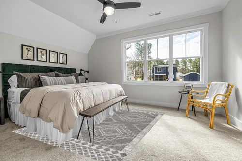 JONATHAN Y MOH200C-8 Amir Moroccan Beni Souk Indoor Area-Rug Bohemian Farmhouse Rustic Geometric Easy-Cleaning Bedroom Kitchen Living Room Non Shedding, 8 X 10, Gray,Cream in Grey Traditional Bedroom with King Bed