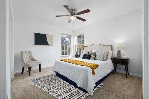 Tabitha BLACK/OFF White Rug Union Rustic Rug Size: Rectangle 5' x 7' in White and Yellow Modern Bedroom