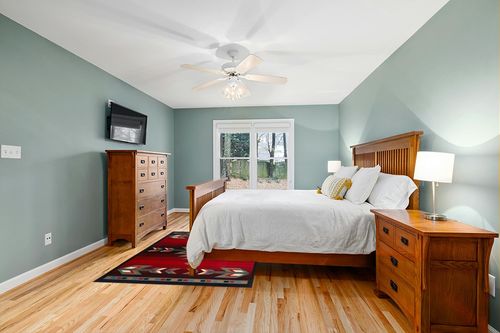 Home Dynamix Sagrada Southwest Area Rug 5x7 Black/Red/Ivory in Teal and Orange Wood Bedroom