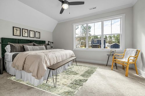 Valenrug Washable Rug 8x10 - Ultra Thin Green Collection Area Rug, Stain Resistant Non-Skid Rugs for Living Room, Antique Bedroom Rugs(8'x10', TPR35-Green) in Grey Traditional Bedroom with King Bed