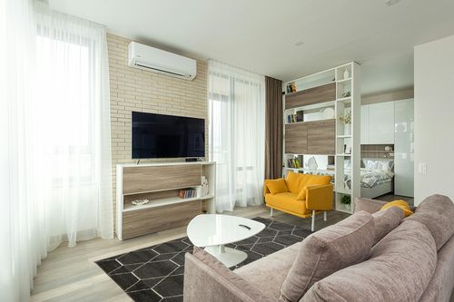 Unique Loom Trellis Frieze Collection Area Rug - Geometric (5' 1" x 8', Dark Gray/ Ivory) in Light Modern Living Room with TV