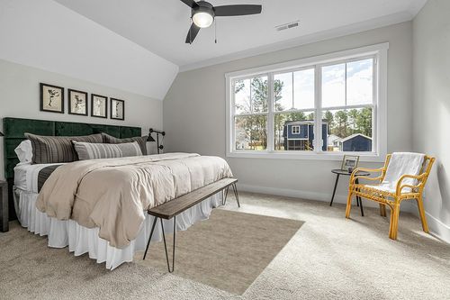 5'x7' | Machine Washable Area Rug | Kid & Pet Friendly | Indoor Rug | Melange ... in Grey Traditional Bedroom with King Bed
