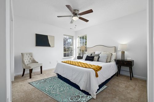 Maples Rugs Pelham Non Slip Area Rugs, Medallion Low Pile Pet-Friendly Mat for Living Room, Bedroom, and Dining [Made in USA], 5 x 7, Blue/Grey in White and Yellow Modern Bedroom