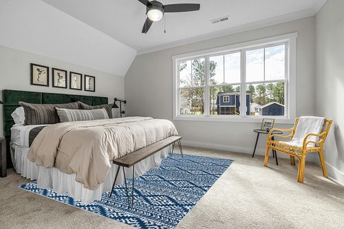 SAFAVIEH Tulum Collection Area Rug - 8' x 10', Navy & Ivory, Moroccan Boho Tribal Design, Non-Shedding & Easy Care, Ideal for High Traffic Areas in Living Room, Bedroom (TUL272N) in Grey Traditional Bedroom with King Bed