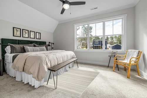 Nourison Grafix Abstract Ivory Grey 5'3" x 7'3" area-rug, easy-clean, Non Shedding, Bed Room, Living Room, Dining Room, Kitchen (5x7) in Grey Traditional Bedroom with King Bed