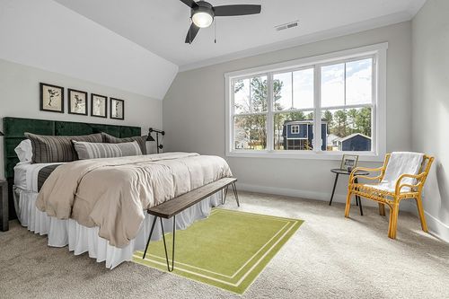 Nourison Essentials Indoor/Outdoor Green Ivory 5' x 7' Area -Rug, Easy -Cleaning, Non Shedding, Bed Room, Living Room, Dining Room, Backyard, Deck, Patio (5x7) in Grey Traditional Bedroom with King Bed