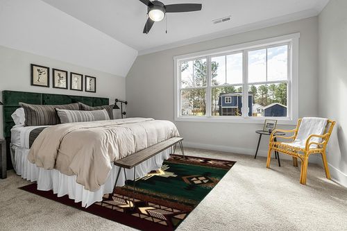 Champion Rugs Southwest Native American Navajo Aztec Tribal Indian Hunter Green Carpet Area Rug (8 Feet X 10 Feet) in Grey Traditional Bedroom with King Bed