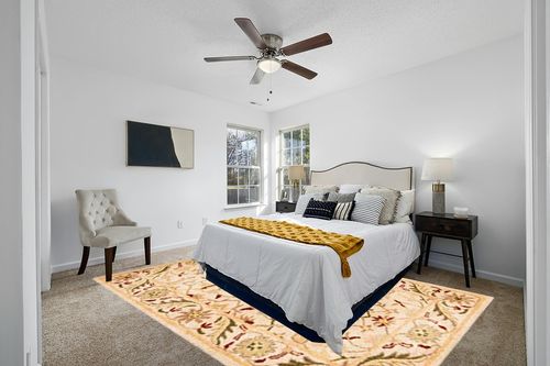 SAFAVIEH Antiquity Collection Area Rug - 8'3" x 11', Ivory, Handmade Traditional Oriental Wool, Ideal for High Traffic Areas in Living Room, Bedroom (AT14A) in White and Yellow Modern Bedroom