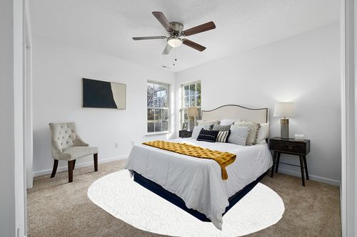 White 8x10 Oval fluffy rug in White and Yellow Modern Bedroom