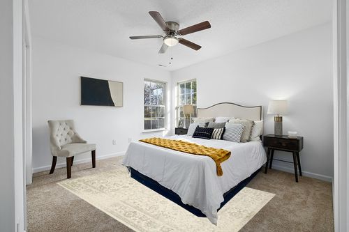 SAFAVIEH Adirondack Collection Area Rug - 6' x 9', Ivory & Sage, Oriental Distressed Design, Non-Shedding & Easy Care, Ideal for High Traffic Areas in Living Room, Bedroom (ADR109V) in White and Yellow Modern Bedroom