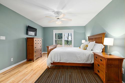 Unique Loom Outdoor Border Collection Area Rug - Checkered (4' x 6' Rectangle, Gray/ Black) in Teal and Orange Wood Bedroom