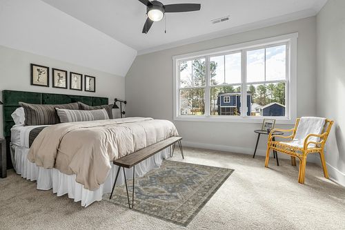 Rugland 9x12 Area Rug - Stain Resistant Washable Rug, Anti Slip Backing Rugs for Living Room, Vintage Tribal Area Rugs (TPR07-Green, 9'x12') in Grey Traditional Bedroom with King Bed