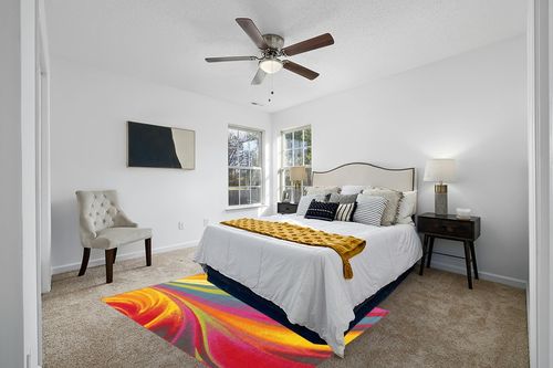 Rugshop Modern Contemporary Waves Non-Slip (Non-Skid) Area Rug 5 X 7 (5' 3" X 7' 3") Multi in White and Yellow Modern Bedroom