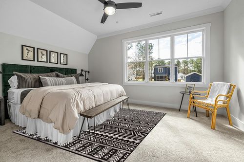 HOMEGNOME Indoor Outdoor Distressed Bohemian Area Rug (8'x10', Black) in Grey Traditional Bedroom with King Bed