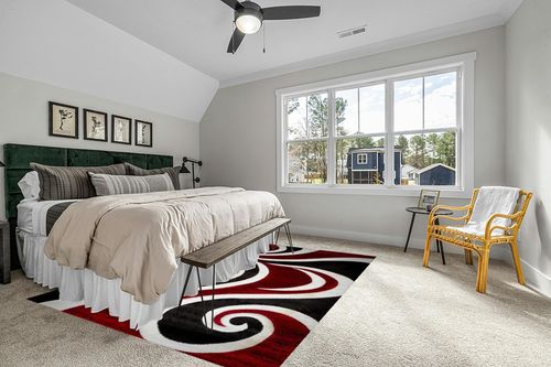 Msrugs Area Rugs, 8x10 Frize Collection Modern Red Black White Area Rug, Contemporary Geometric Carpet for Living Room and Bedroom in Grey Traditional Bedroom with King Bed